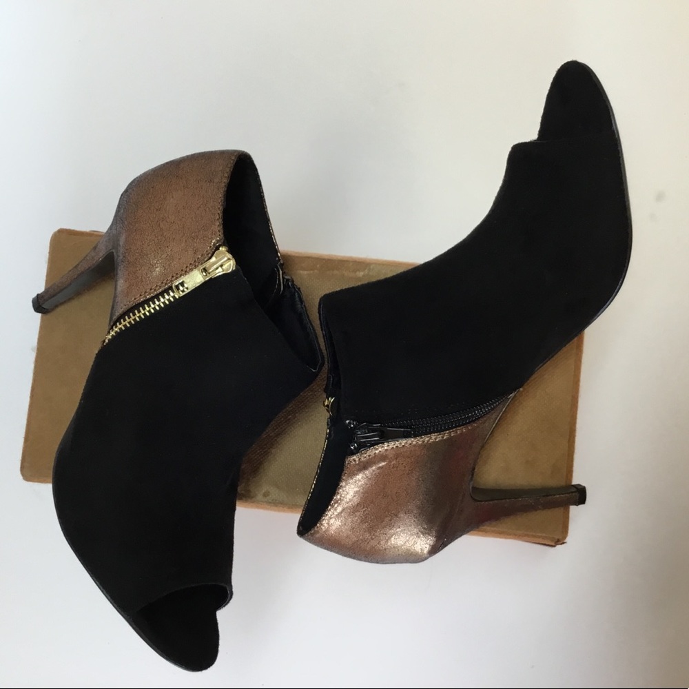 Gorgeous Ankle Boots.  Report - Picture 2 of 8